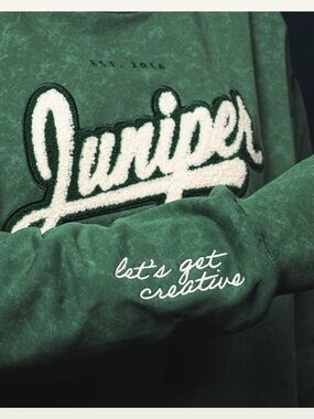 Creative Club Preppy Green Acid Wash Crewneck Sweatshirt Chenille Logo Youth XL
